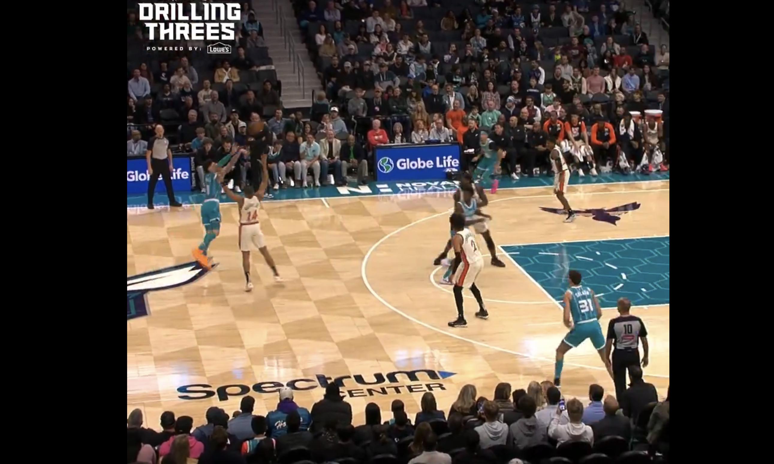 名球员被列 名球员被列