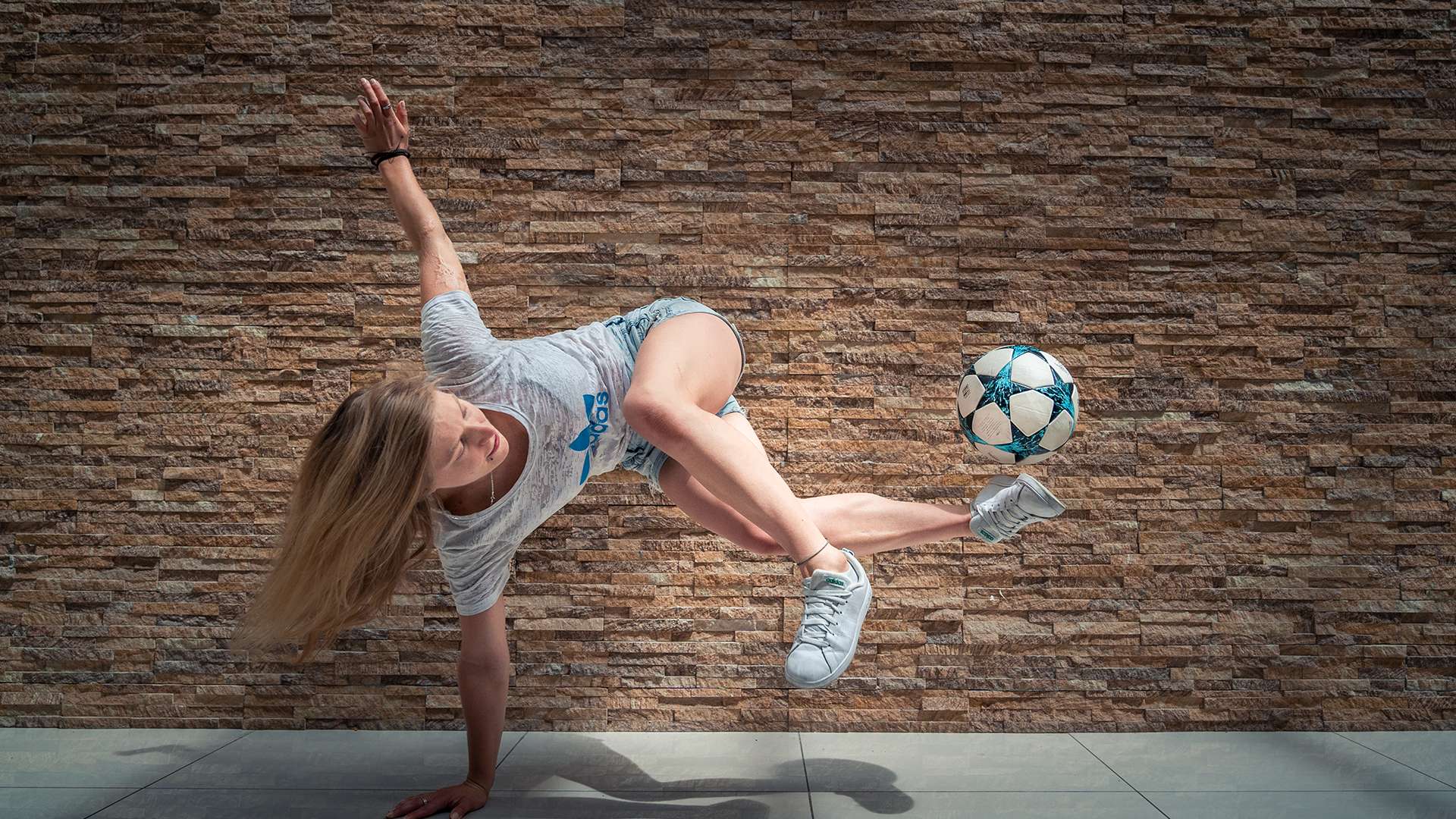 马尔康梅开 马尔康梅开