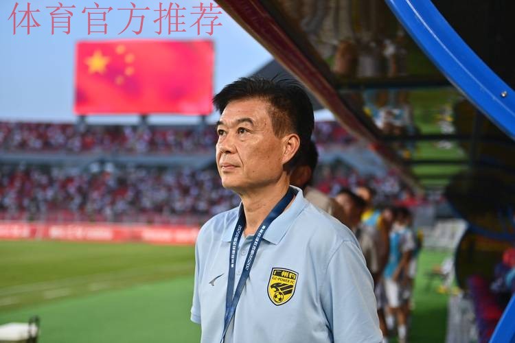 加强对足球工作的领导